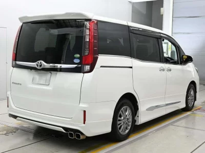 TOYOTA ESQUIRE