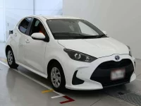 Цена авто Toyota Yaris с аукционов Японии, номер кузова MXPH10, пробег 85 000, оценка 3