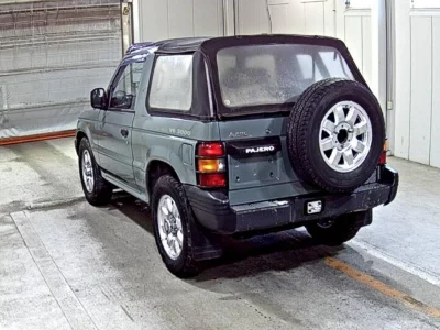MITSUBISHI PAJERO