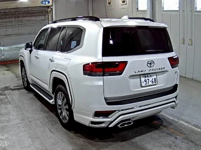 TOYOTA LAND CRUISER