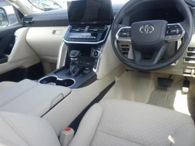 TOYOTA LAND CRUISER