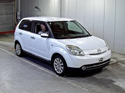 MAZDA VERISA
