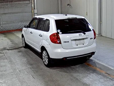 MAZDA VERISA