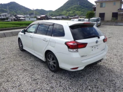 TOYOTA COROLLA FIELDER