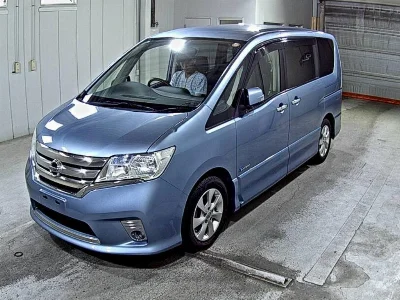 NISSAN SERENA