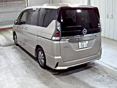 NISSAN SERENA