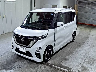 NISSAN ROOX