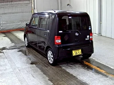 DAIHATSU MOVE CONTE