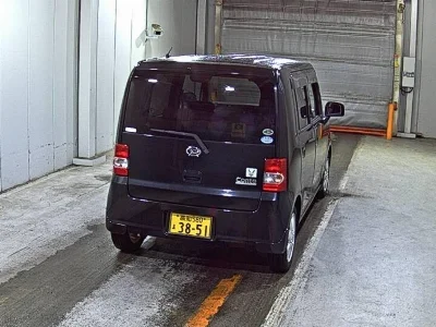 DAIHATSU MOVE CONTE