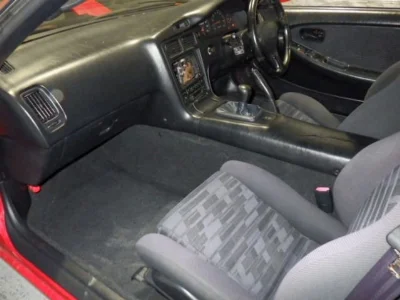 TOYOTA MR2