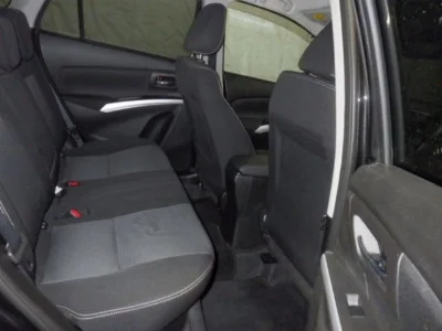 SUZUKI SX-4