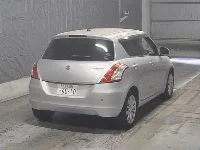 Цена авто Suzuki Swift с аукционов Японии, номер кузова ZC72S, пробег 32 000, оценка 2