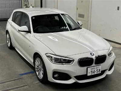 BMW 1 SERIES