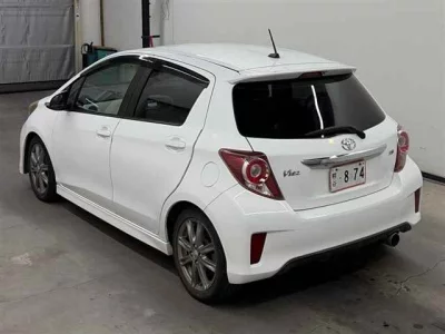 TOYOTA VITZ