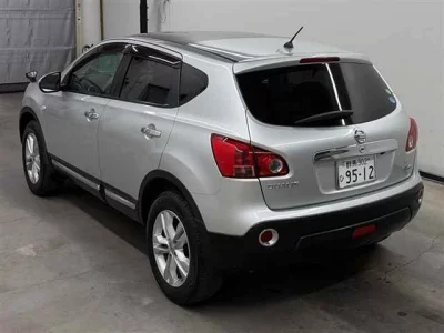 NISSAN DUALIS