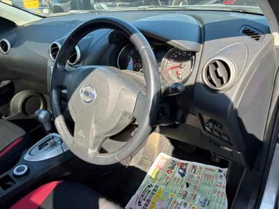 NISSAN DUALIS