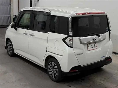 TOYOTA TANK