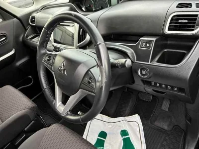 MITSUBISHI DELICA D2