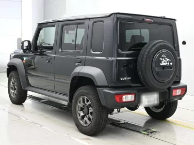 SUZUKI JIMNY NOMADE