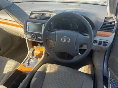 TOYOTA PREMIO