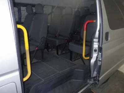 TOYOTA HIACE