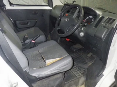 TOYOTA TOWN ACE VAN