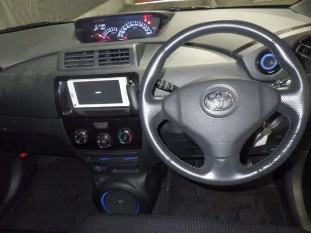 TOYOTA BB