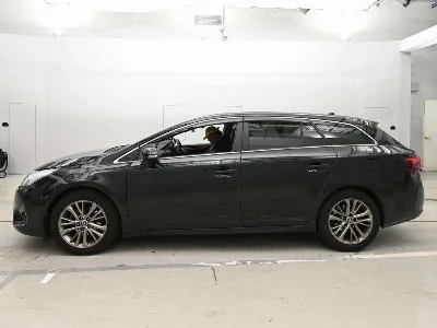 TOYOTA AVENSIS WAGON