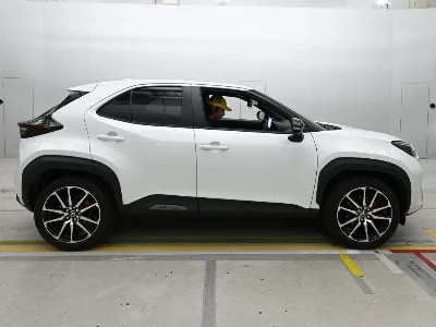TOYOTA YARIS CROSS
