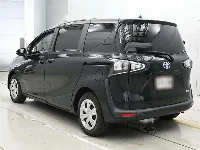 Цена авто Toyota Sienta с аукционов Японии, номер кузова NHP170G, пробег 32 000, оценка 3