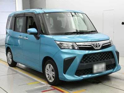 TOYOTA ROOMY