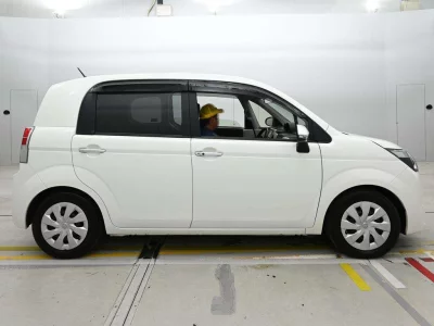 TOYOTA SPADE