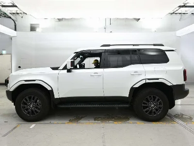 TOYOTA LAND CRUISER 250