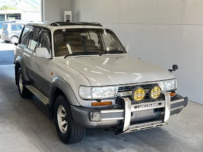 TOYOTA LAND CRUISER