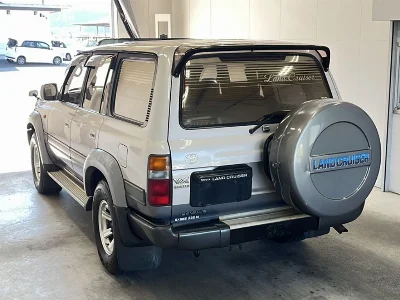 TOYOTA LAND CRUISER
