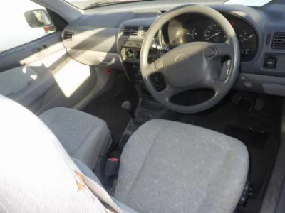 TOYOTA STARLET