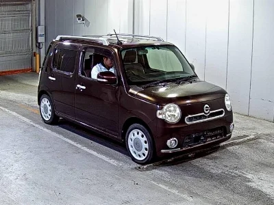 DAIHATSU MIRA COCOA