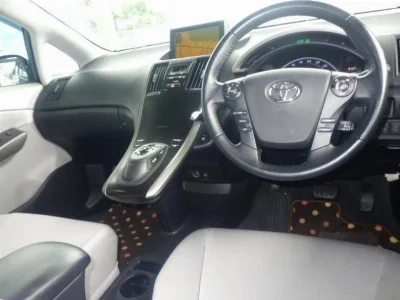 TOYOTA SAI