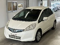 Цена авто Honda Fit с аукционов Японии, номер кузова GP1, пробег 146 000, оценка 2