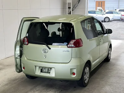 TOYOTA PORTE