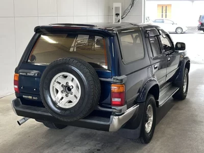 TOYOTA HILUX SURF
