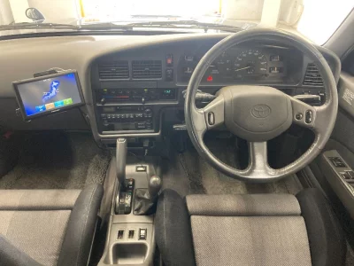 TOYOTA HILUX SURF