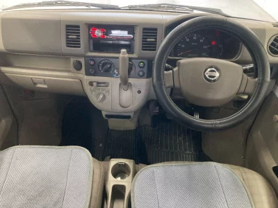 NISSAN CLIPPER VAN