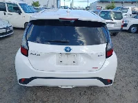 Цена авто Toyota Aqua с аукционов Японии, номер кузова MXPK11, пробег 115 000, оценка 8
