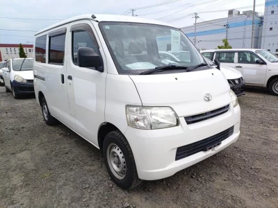 TOYOTA LITE ACE VAN