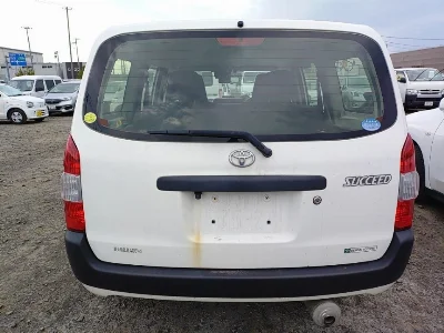 TOYOTA SUCCEED