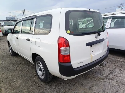 TOYOTA SUCCEED