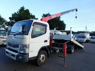 MITSUBISHI CANTER