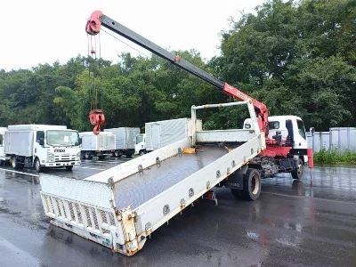 MITSUBISHI CANTER