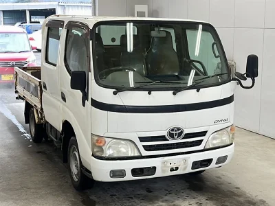 TOYOTA DYNA